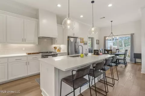 Kitchen - 115 Hampton Ln, Madison, MS 39110 photo 1 of 4