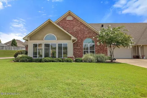 540 Sweetwater Dr, Pearl, MS 39208