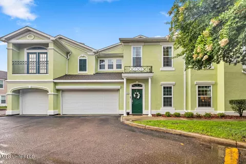 2252 Beach Dr #206, Gulfport, MS 39507