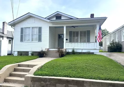 902 Washington St, Natchez, MS 39120