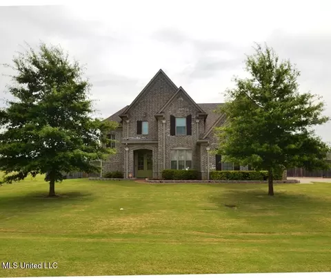8146 Wisteria Dr, Olive Branch, MS 38654