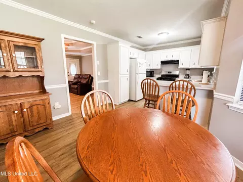 378 Siwell Meadows Dr, Byram, MS 39272 photo 13