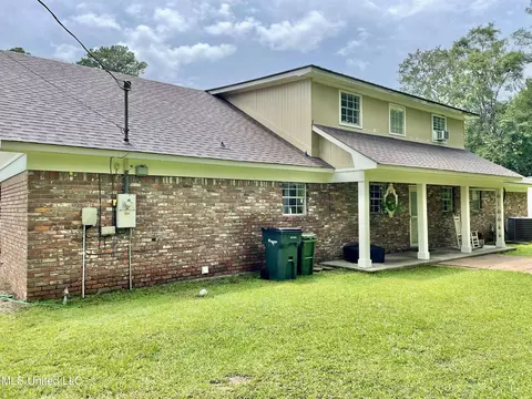 302 Mulberry Ln, Quitman, MS 39355 photo 2
