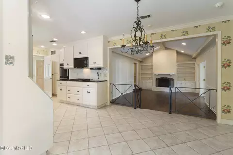 5325 Red Fox Rd, Jackson, MS 39211 photo 13