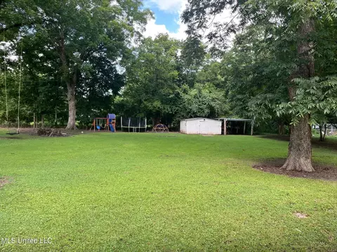 409 Coleman St, Como, MS 38619 photo 14