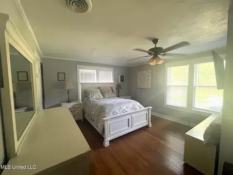 409 Coleman St, Como, MS 38619 photo 10