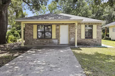 324 Haise St, Biloxi, MS 39530