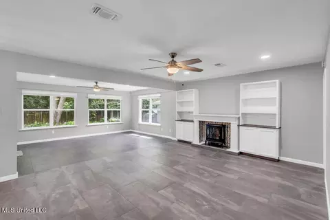 1219 Spring Dr, Long Beach, MS 39560 photo 5