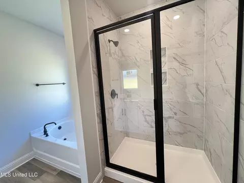 Bath - 13445 Crane Dr, Vancleave, MS 39565 photo 3 of 4
