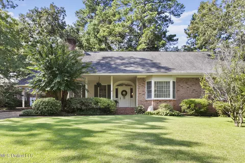 29 Avery Cir, Jackson, MS 39211 photo 2