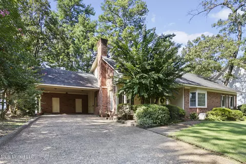 29 Avery Cir, Jackson, MS 39211 photo 4