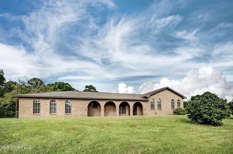 1006 Highway 35, Carthage, MS 39051