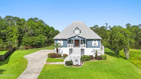 12441 Old Cypress Creek Cv, D'iberville, MS 39540