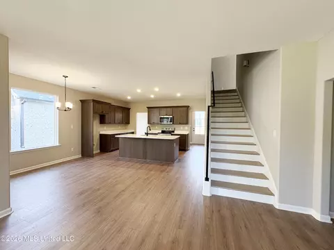 Entry Way - 3491 Hatton Dr, Nesbit, MS 38651 photo 1 of 2