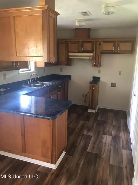 69 Wiley Ave, Durant, MS 39063 photo 2