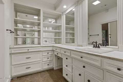 Other - 13 Highland Meadows Dr, Jackson, MS 39211 photo 9 of 15