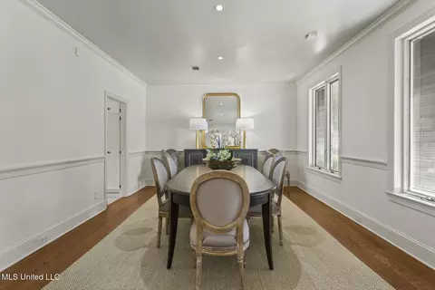 Dining - 13 Highland Meadows Dr, Jackson, MS 39211 photo 1 of 4