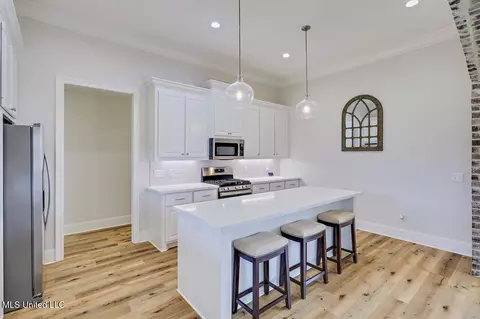 Kitchen - 953 Glenwild Cir, Canton, MS 39046 photo 1 of 4