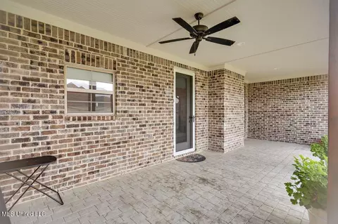 Exterior - 953 Glenwild Cir, Canton, MS 39046 photo 7 of 10