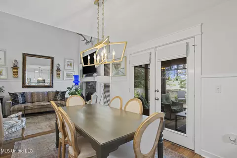 Dining - 821 Planters Point Dr, Canton, MS 39046 photo 3 of 3
