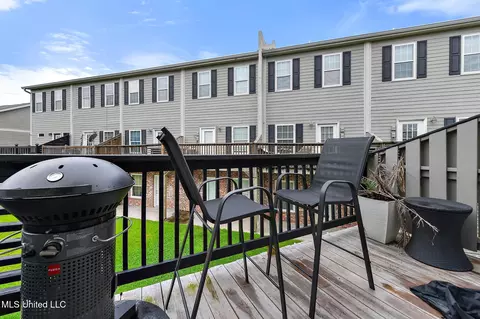 Exterior - 208 E Orchard Loop #208, D'iberville, MS 39540 photo 2 of 3