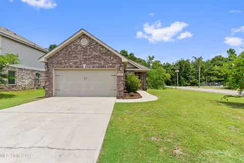 10324 Sweet Bay Dr, Gulfport, MS 39503