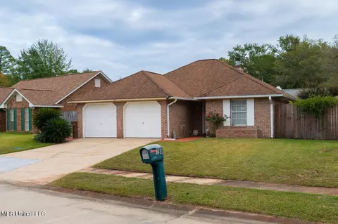 766 Whitney Dr, Biloxi, MS 39532
