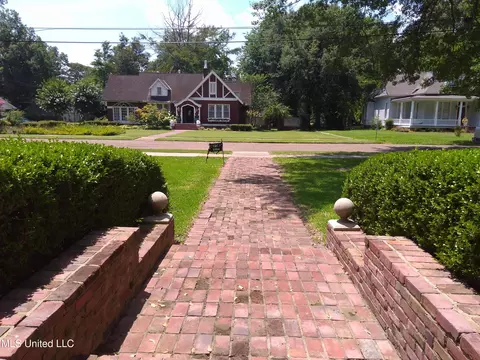 Exterior - 207 E Percy St, Indianola, MS 38751 photo 9 of 20