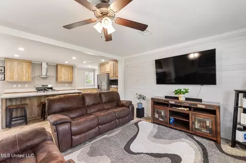 87 Ball Park Rd, Perkinston, MS 39573 photo 5