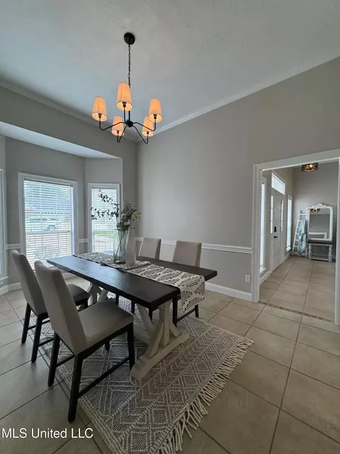 Dining - 409 Brighton Ct, Brandon, MS 39047 photo 3 of 3