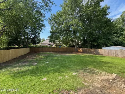 Exterior - 409 Brighton Ct, Brandon, MS 39047 photo 4 of 5