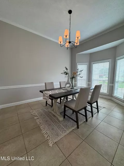 Dining - 409 Brighton Ct, Brandon, MS 39047 photo 1 of 3