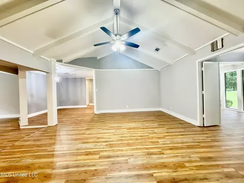 119 Chinquipin Ln, Florence, MS 39073 photo 12