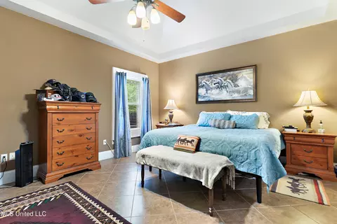 Bedroom - 24000 Robert E Lee Rd, Lucedale, MS 39452 photo 4 of 5