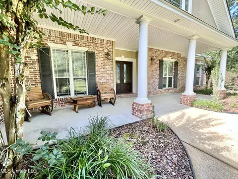 Exterior - 24000 Robert E Lee Rd, Lucedale, MS 39452 photo 2 of 14