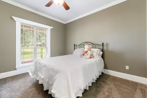 Bedroom - 24000 Robert E Lee Rd, Lucedale, MS 39452 photo 1 of 5