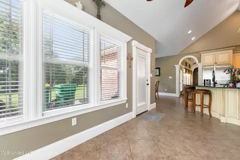 Entry Way - 24000 Robert E Lee Rd, Lucedale, MS 39452 photo 2 of 2