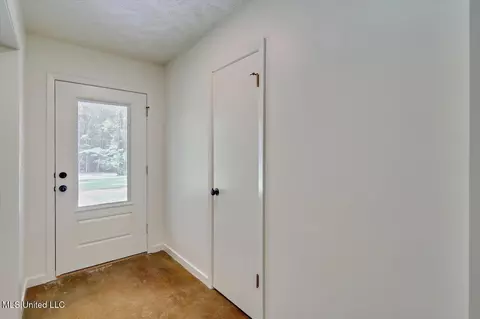 Entry Way - 437 Henry Byrd Rd, Florence, MS 39073 photo 1 of 1