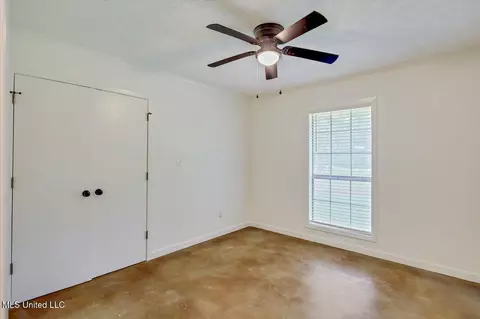 Bedroom - 437 Henry Byrd Rd, Florence, MS 39073 photo 4 of 4