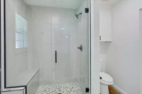 Bath - 437 Henry Byrd Rd, Florence, MS 39073 photo 4 of 6