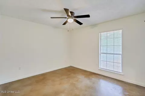 Bedroom - 437 Henry Byrd Rd, Florence, MS 39073 photo 3 of 4