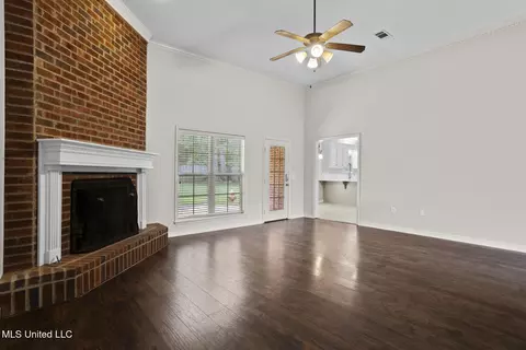 452 Pecan Cir, Brandon, MS 39042 photo 9