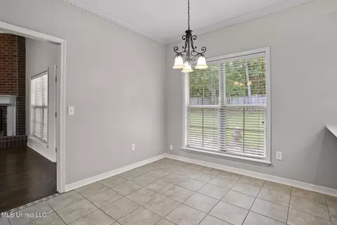 452 Pecan Cir, Brandon, MS 39042 photo 6