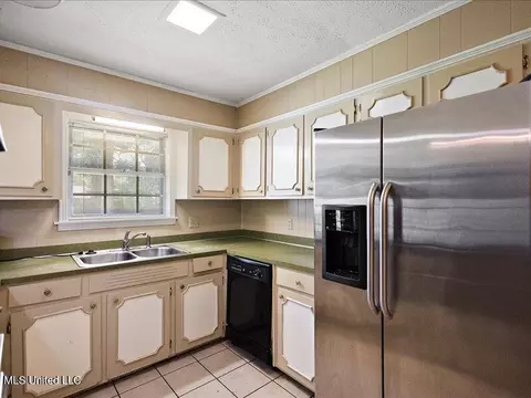 1843 Longwood Dr, Jackson, MS 39212 photo 13