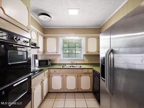 1843 Longwood Dr, Jackson, MS 39212 photo 14