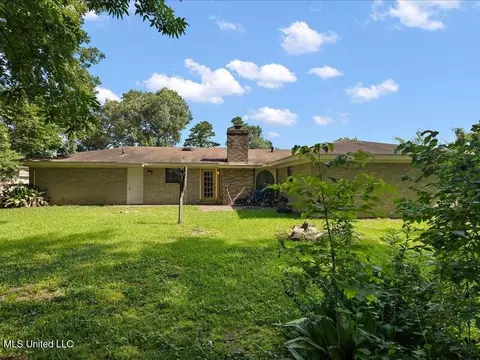 1843 Longwood Dr, Jackson, MS 39212 photo 2