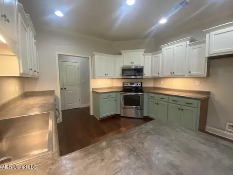 771 Robertson Way, Hernando, MS 38632 photo 18