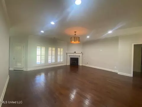 771 Robertson Way, Hernando, MS 38632 photo 5