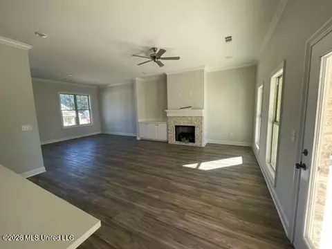 400 Hyde Park Cv, Brandon, MS 39042 photo 2
