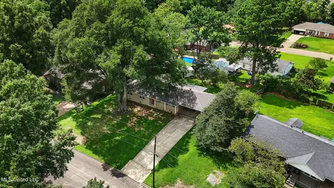 View/Area - 530 Oakhurst Dr, Hernando, MS 38632 photo 1 of 4